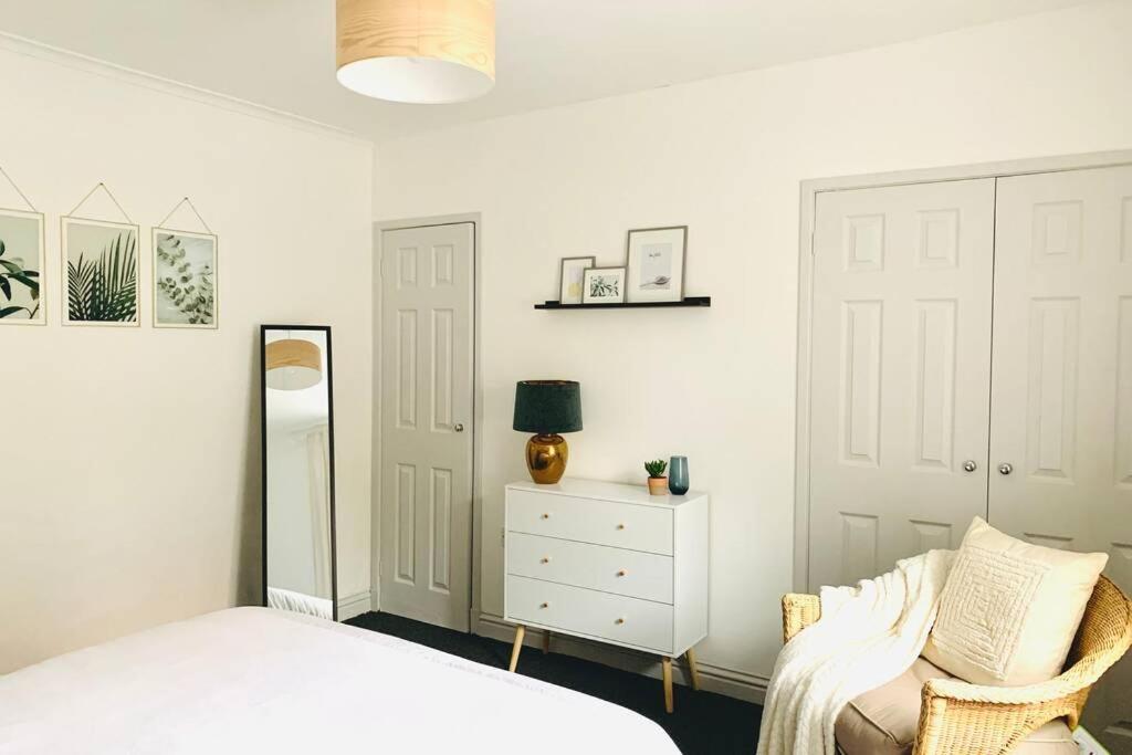 The Nook - A Stylish Apartment With Garden, Near The Beach Berwick Upon Tweed Kültér fotó