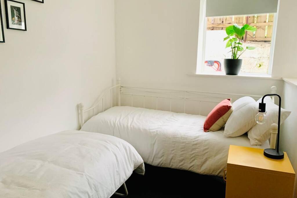 The Nook - A Stylish Apartment With Garden, Near The Beach Berwick Upon Tweed Kültér fotó